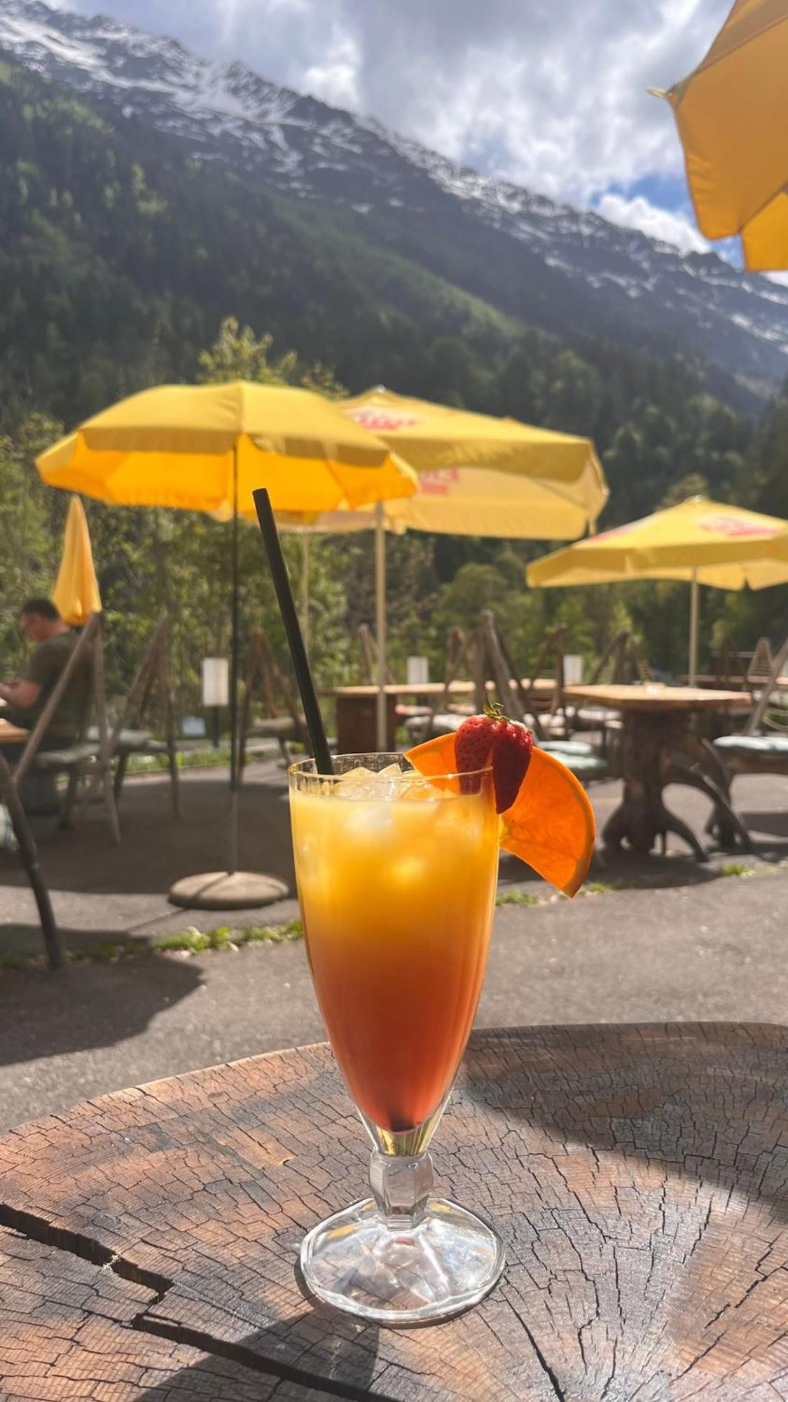 Hotel Terrasse Nessental Gadmen Esterno foto